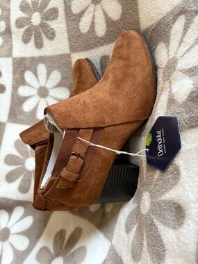 Women’s Croft & Barrow Brown Suede Ankle Boot with Buckle